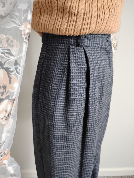Talbots Pants - Talbots Vintage Wool Pleat Front Trousers Navy Blue Gray Houndstooth Size 14 Pet